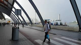 Walking, cycling and ferries at Amsterdam Centraal Ijzijde