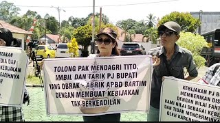 Demo Puluhan Wartwan Geruduk Kantor DPRD Bartim#unjukrasa#kemendagri#sekneg#sekretariatpresiden