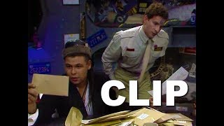 Checking Mail - Red Dwarf Clip