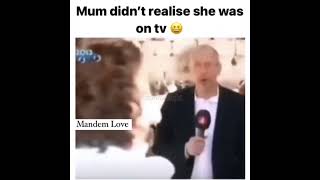 Arab mother didn't even realise she is on live tv & got embarrassed, anchor laugh in the end #shorts