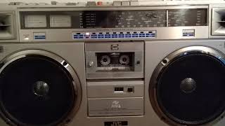 Test Boombox Ghettoblaster Vintage JVC RC-M70JW