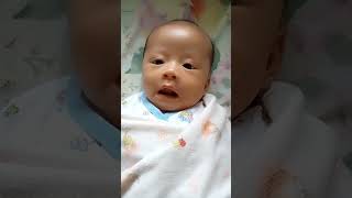 adik zio 1 bulan lebih 5hari udah bs ngliling SM papahnya diajak ngobrol lucu gemesin