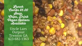 Lunch Combs $5.00 
Soup, Chips, Drink 
Vegan Options Available