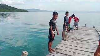 Anak Pulau Biasa Salto dan Tahan Nafas di Laut I Banggai Kepulauan