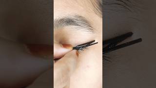 Pin Eyeliner hack 😱 Wings eyeliner hack 😱 #shorts #eyeliner