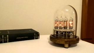 Retro Style Nixie Display Room Thermometer.MOV