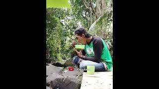 Makan Pinggir Sungai Syahdu #Shorts