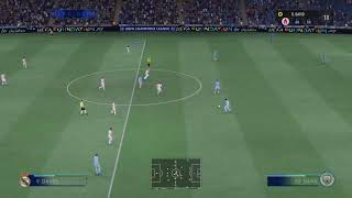 Jugando al FIFA22