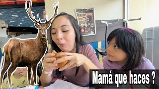 PROBANDO LA FAMOSA HAMBURGUESA DE VENADO EN JAPÓN ! 🍔🦌