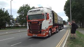 Scania with loud Train Horns