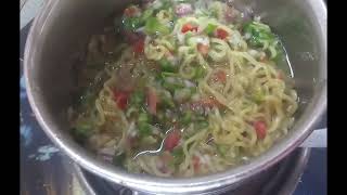 🍕pizza maggi/how to make anda maggi/🍲🍕🍕🥗 RAFA MUMBAI SPICE AND CHATNI