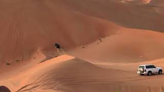 oryx4x4 climbing Liwa dune