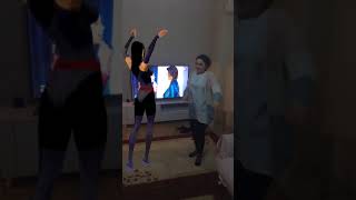 Aly dancing with Rümiş | 3D Augmented Reality apps