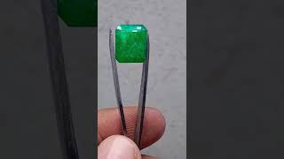 Swat Emerald. #naturalgems #preciousstones #naturalgemstones #gems #preciousgemstones #gemstonejewe