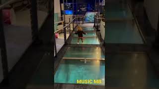 SCARRY FUNNIEST BABY WALK ON THE GLASS FLOOR #BABY #FUNNY #WALK #trending #shorts #viral #REELS