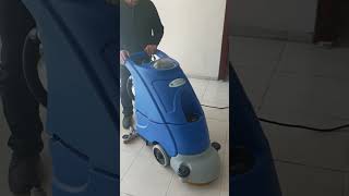 Cleanvac 3501 Elektrikli zemin temizleme makinasi