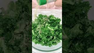 Crispy Air Fryer Kale Chips #shorts #shortsfood #kale #kalechips #easyrecipe #yummyfood #howto #food