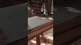 techniques process of cleaning wood with electric planer.