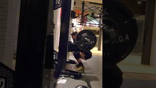 Heaviest Squat Recorded At Apartment's Gym (415lb) #motivation #liftingweights #strengthlifting