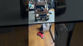 Ford F150 Kamyon vinci ile araba cektik. Crane Pulling The Car #toys #rccar