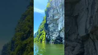 Trang An Boat Ride Trip in Winter - Ninh Binh