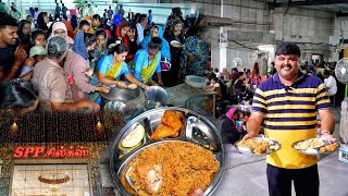 துணி எடுக்கப் போனால் CHICKEN BIRYANI போட்டு அசத்தறாங்க !! | Ramzan Iftar Feast in Garments Showroom