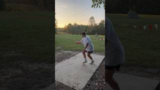 End of summer disc golf ASMR #buzzz #frisbeegolf