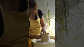 Making a vase 🏺( #shorts )