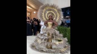 Iman Arrives at the Met Gala 2021