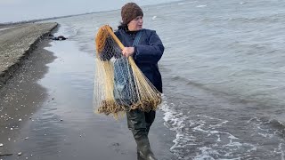 Going to the Caspian Sea to fish for daily food