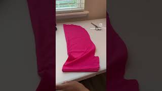 Watch me sew our newest spring puffy sleeve top! Watch ya think?