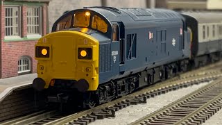 New Bachmann Class 37 with DCC Sound