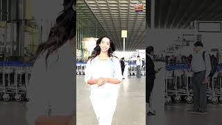 Anupriya Goenka Spotted At Airport #anupriyagoenka #ytshort #bollywood