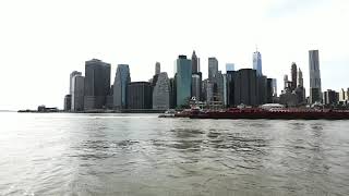 NEW YORK River Ship  Crossing NYC