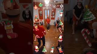 Santas Eleves do Foot Boogie Dance.  https://youtube.com/@Countrylinedancing2023?si=kSTEYMJhnoxs9DMo