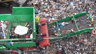 Haas - Tyron 2000 - Shredding Multiple Waste Materials