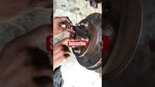 Subscribe hub  bearing greasing 🧴🛢️🛢️#shortvideo #mechanic #luxury 🚘🚘🚘