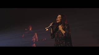 Kari Jobe - 'Tis So Sweet to Trust in Jesus