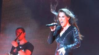 Malú – Nos Sobró la Ropa