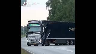 VOLVO TRUCK BLACK