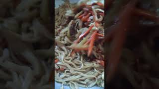 MASARAP PALA ANG PANCIT PAG MARAMING GULAY #food #shorts