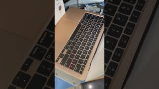 Гравировка клавиатуры Macbook #shorts #apple #ремонтapple #macbook