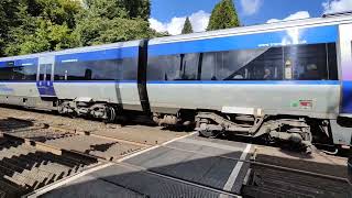 A Dublin express and a Translink service train today 🚄🚄