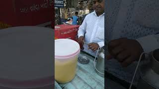 Indian ice-cream | Street food India | Let's eat with Nandini | Kulfi