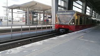 S Bahn Berlin BR 480 Ausfahrt S85 nach Pankow in Ostkreuz