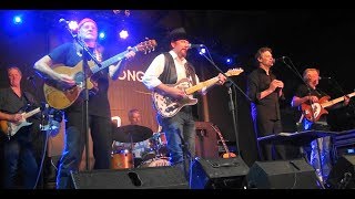 4 Highwaymen - The Road Goes On Forever