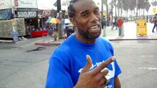 BarTendaz on Muscle Beach in LA