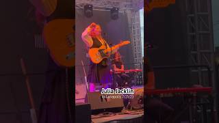 Julia Jacklin doing an a cappella sing-a-long to Rowland Howard’s “Shivers”| Indianapolis |  7/21/23