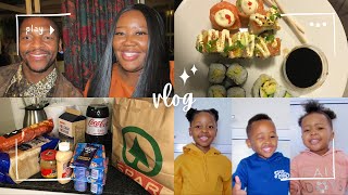 #VLOG A Few Days in My 20s: Sushi, Rugby, Kid's Hair Day & Date Night #roadto2k #momof3