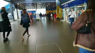 Walking a bit through Reading Station